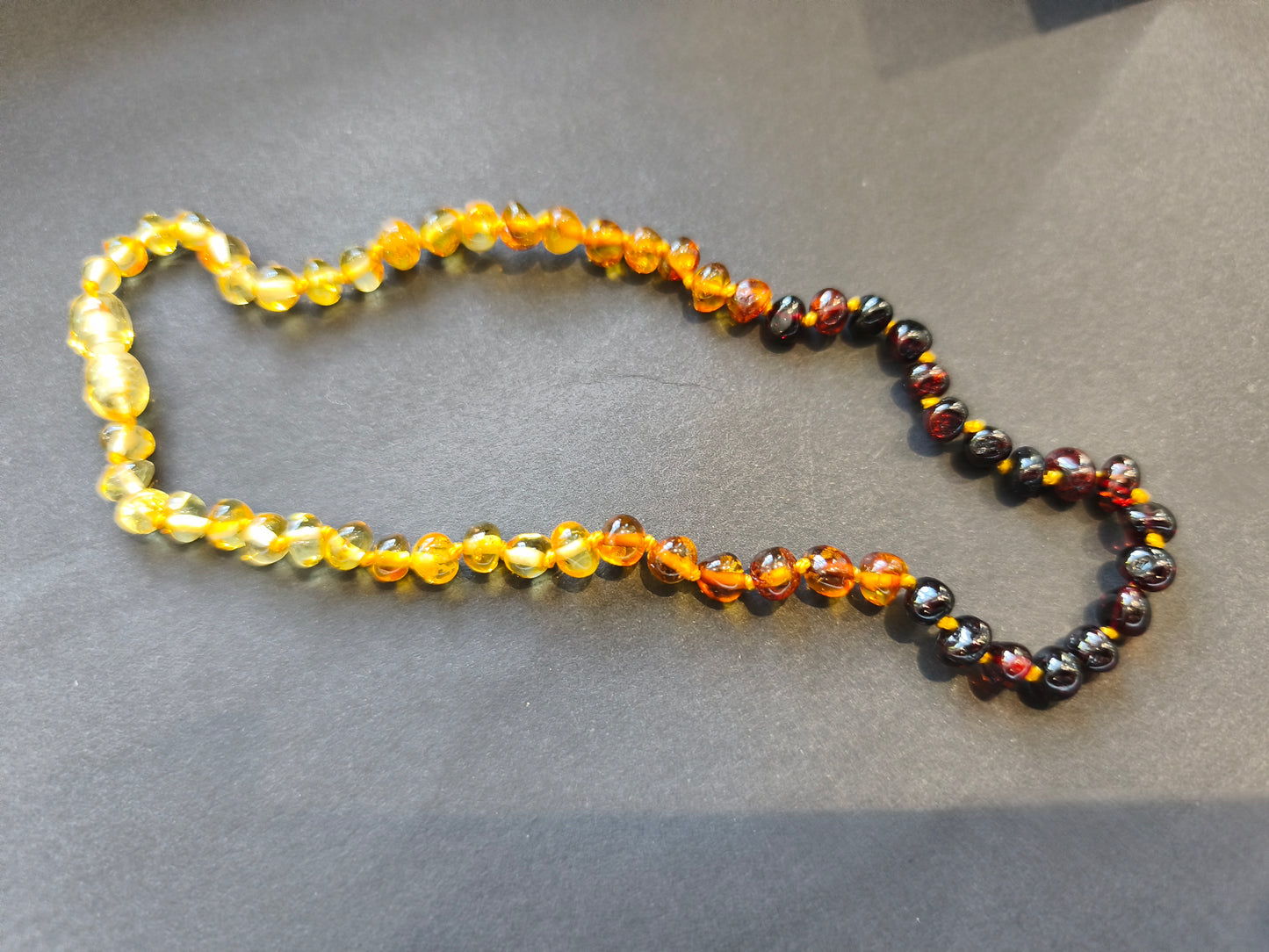 Collier de dentition Bébé en Ambre de la Baltique